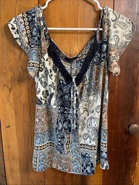 NAIF Navy and Cream Paisley Tie-Front Blouse